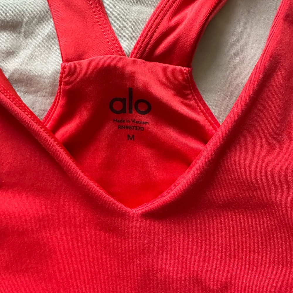 ALO Yoga Red Sports Bra Crop Tank Top - Picture 3 of 3